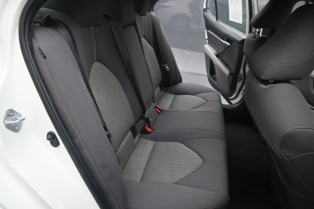 Used 2022 Toyota Camry LE FWD image 16