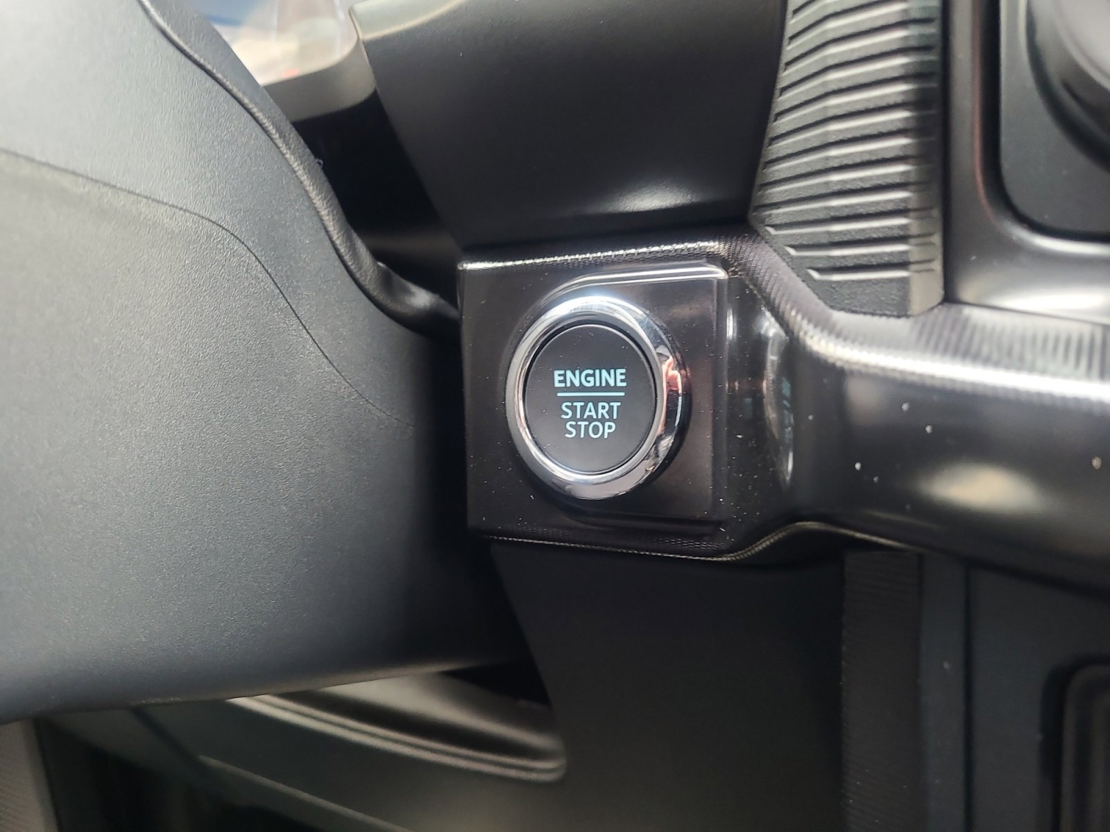 Used 2025 Ford F150 Raptor w/ Equipment Group 803A Raptor R AWD/4WD image 30