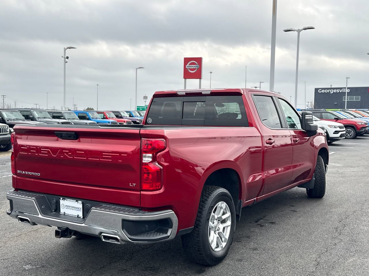 Used 2024 Chevrolet Silverado 1500 LT image 3