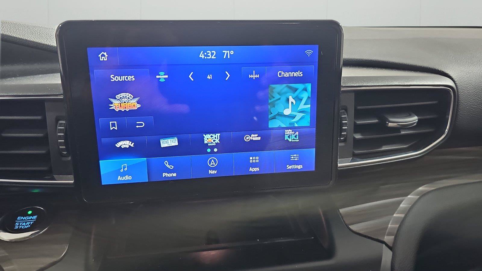 Used 2020 Ford Explorer Limited AWD/4WD image 16
