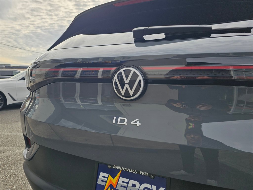 Used 2024 Volkswagen ID.4 S image 16