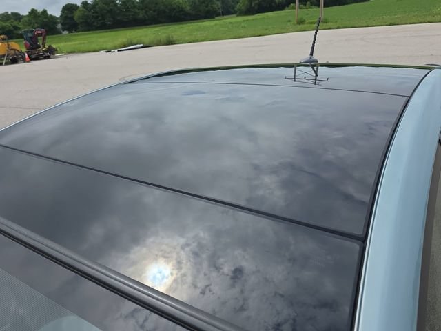 Used 2014 Toyota Prius Four w/ Solar Roof Package FWD image 28