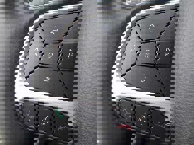 Used 2017 Jeep Compass Latitude w/ Popular Equipment Group image 20