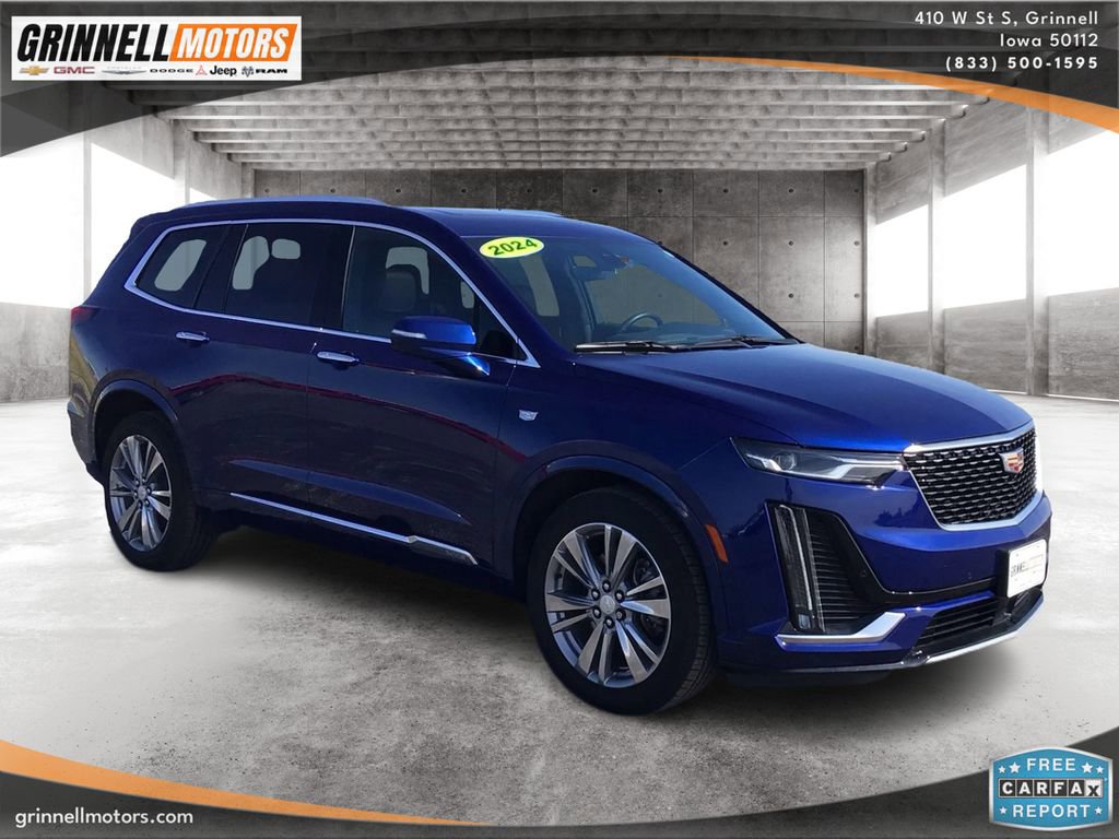 Used 2024 Cadillac XT6 Premium Luxury w/ Technology Package image 3