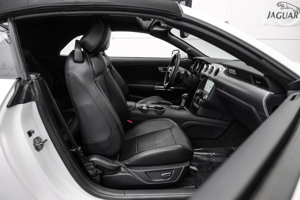 Used 2018 Ford Mustang GT Premium RWD image 28