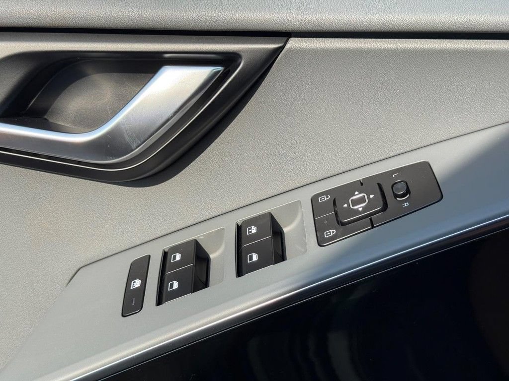 New 2026 Kia Niro EX w/ EX Premium Package FWD image 19