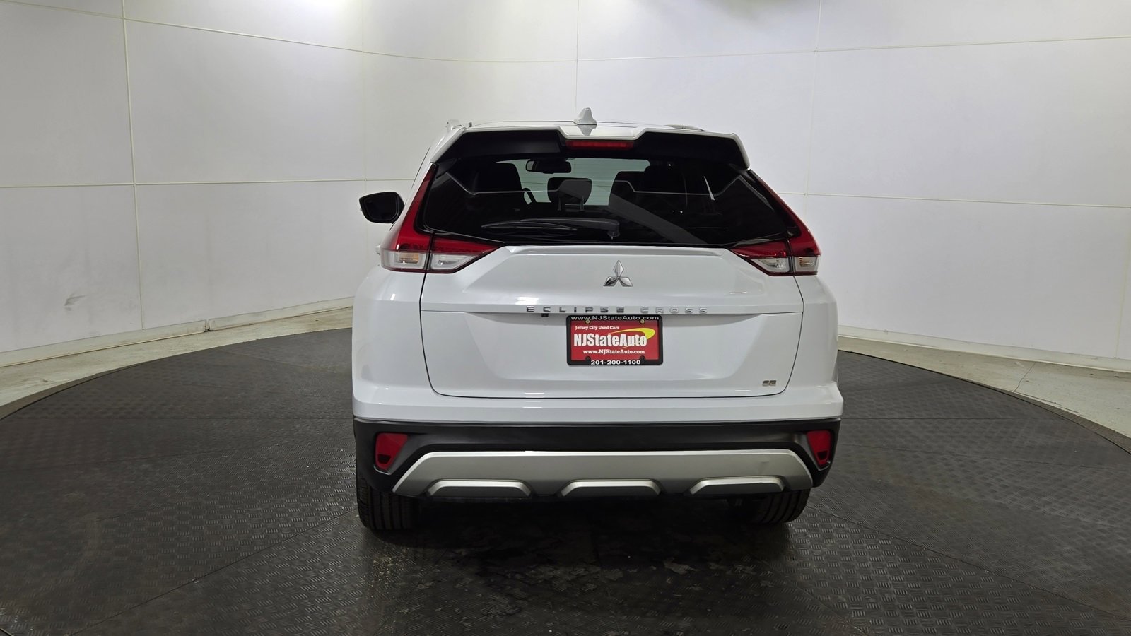 Used 2023 Mitsubishi Eclipse Cross SE image 6