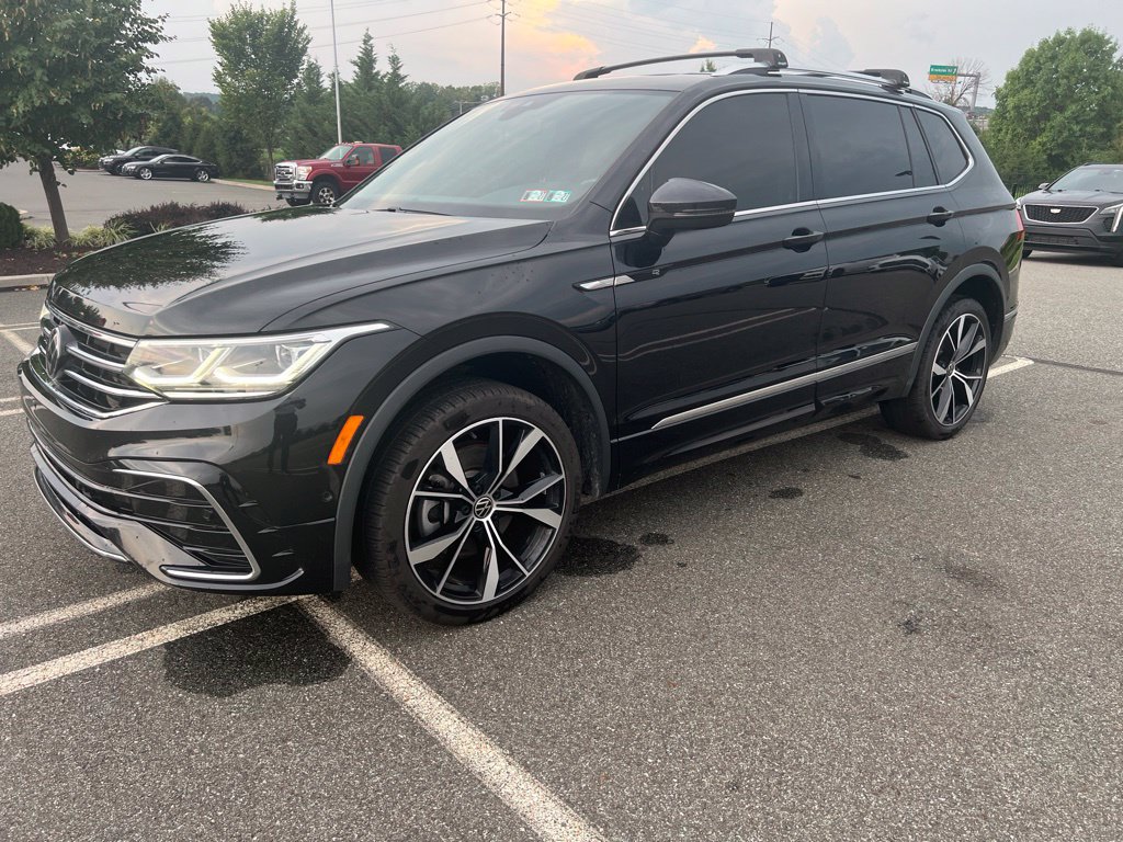 Used 2024 Volkswagen Tiguan SEL R-Line