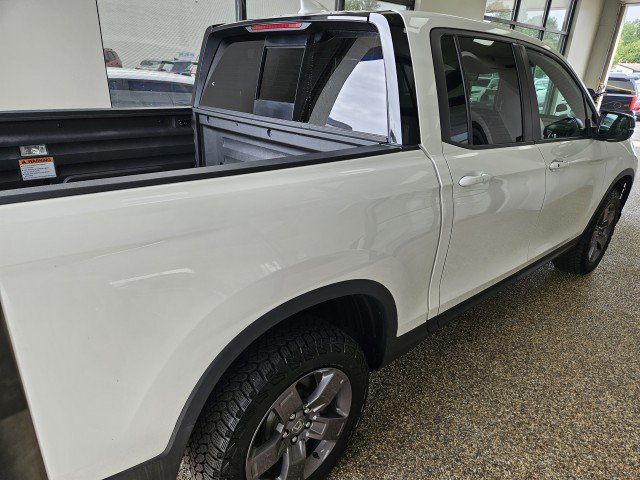 Used 2024 Honda Ridgeline TrailSport image 2
