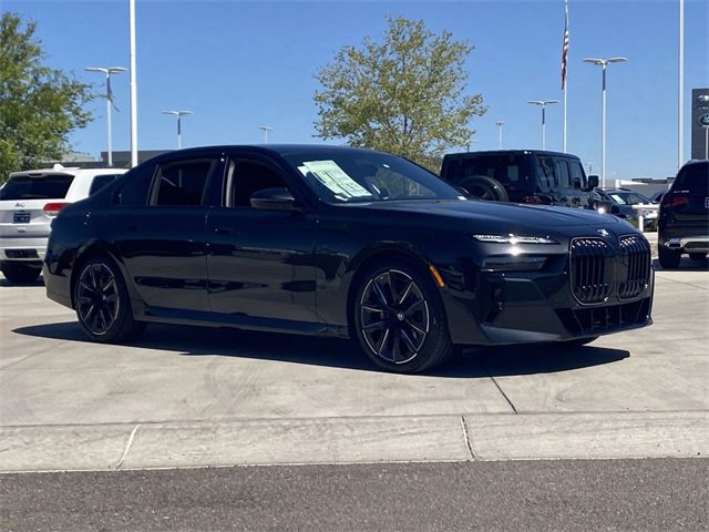 New 2026 BMW 740i w/ Executive Package image 4