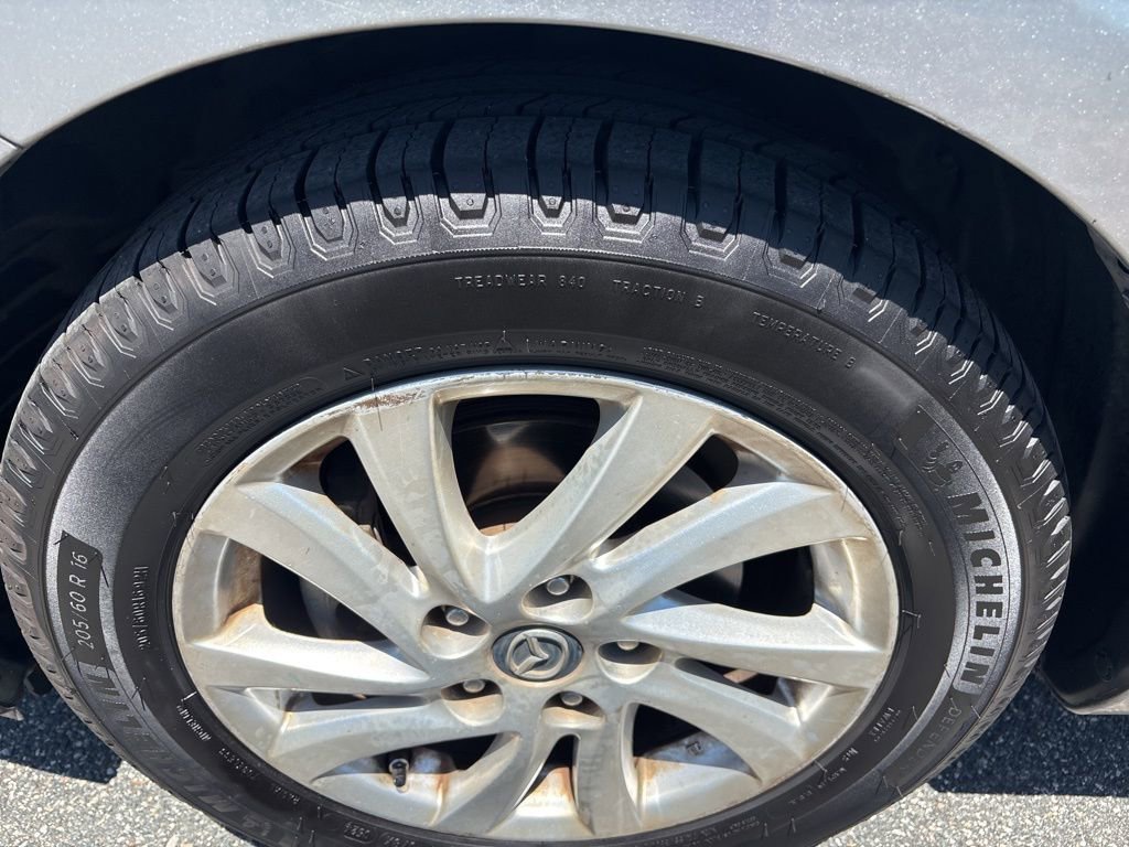 Used 2013 MAZDA MAZDA3 i Touring image 14
