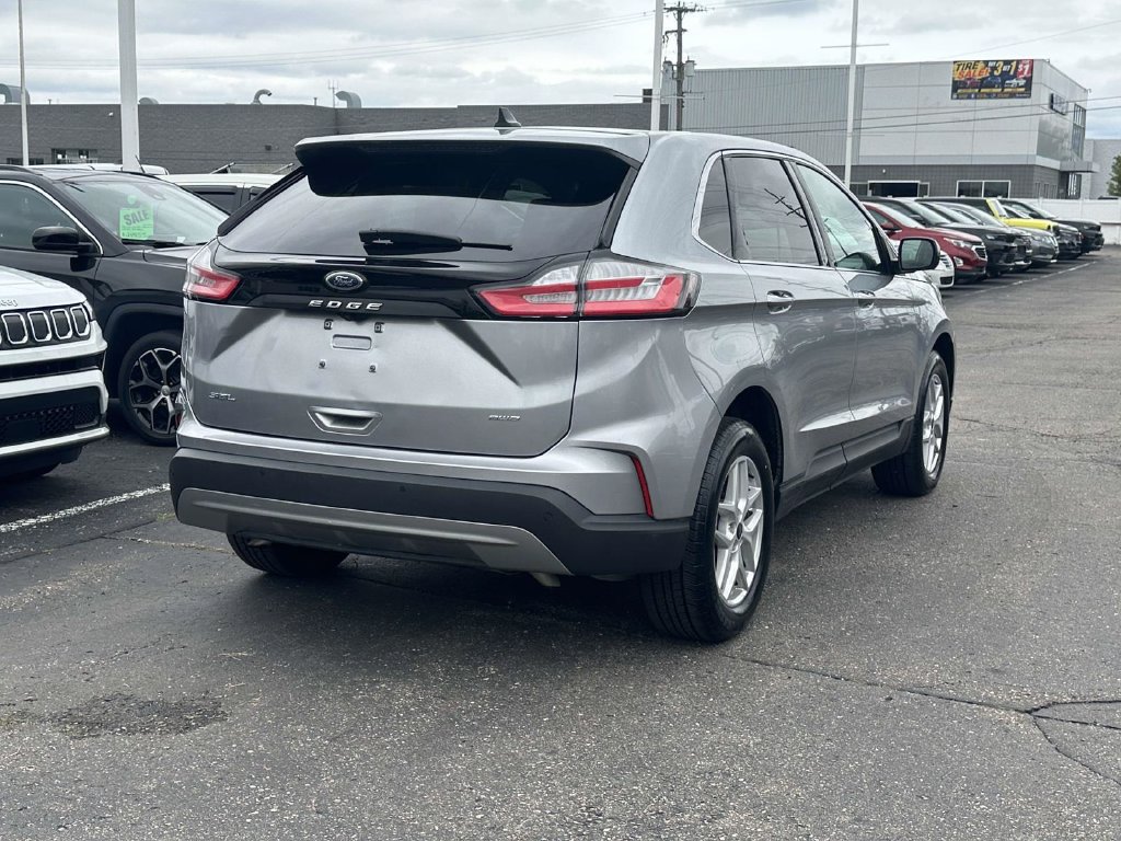 Used 2024 Ford Edge SEL AWD/4WD image 4