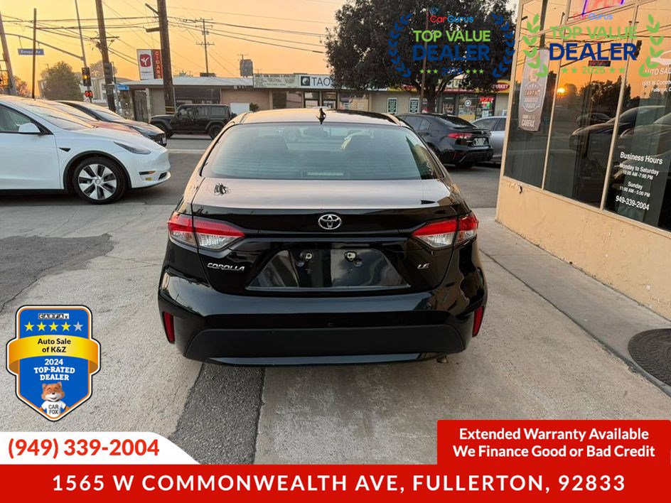 Used 2021 Toyota Corolla LE image 12