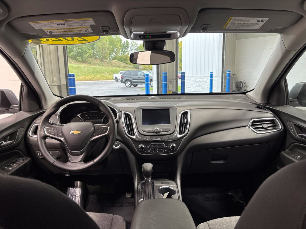 Used 2023 Chevrolet Equinox LT AWD/4WD image 11