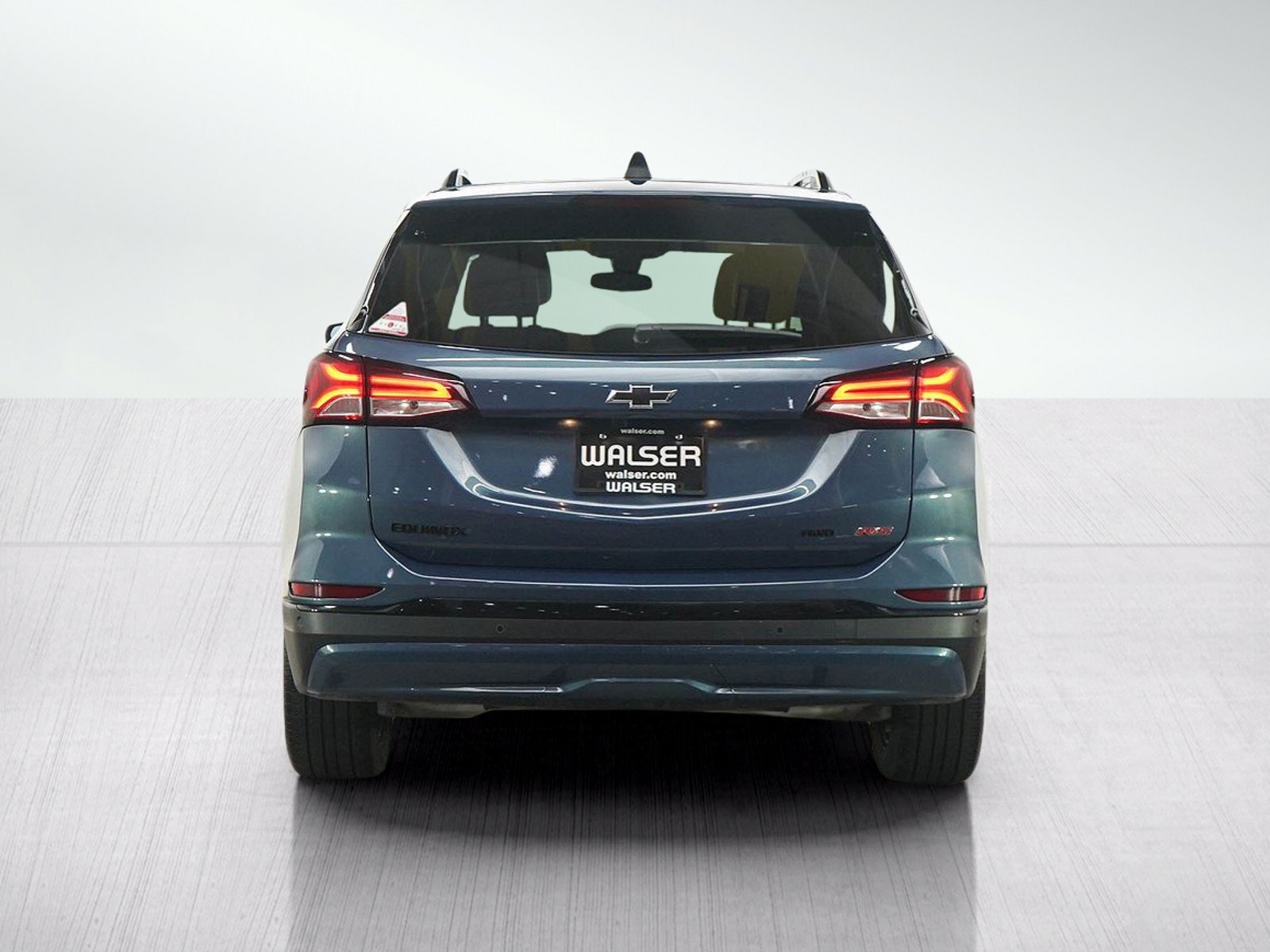 Used 2024 Chevrolet Equinox RS AWD/4WD image 4