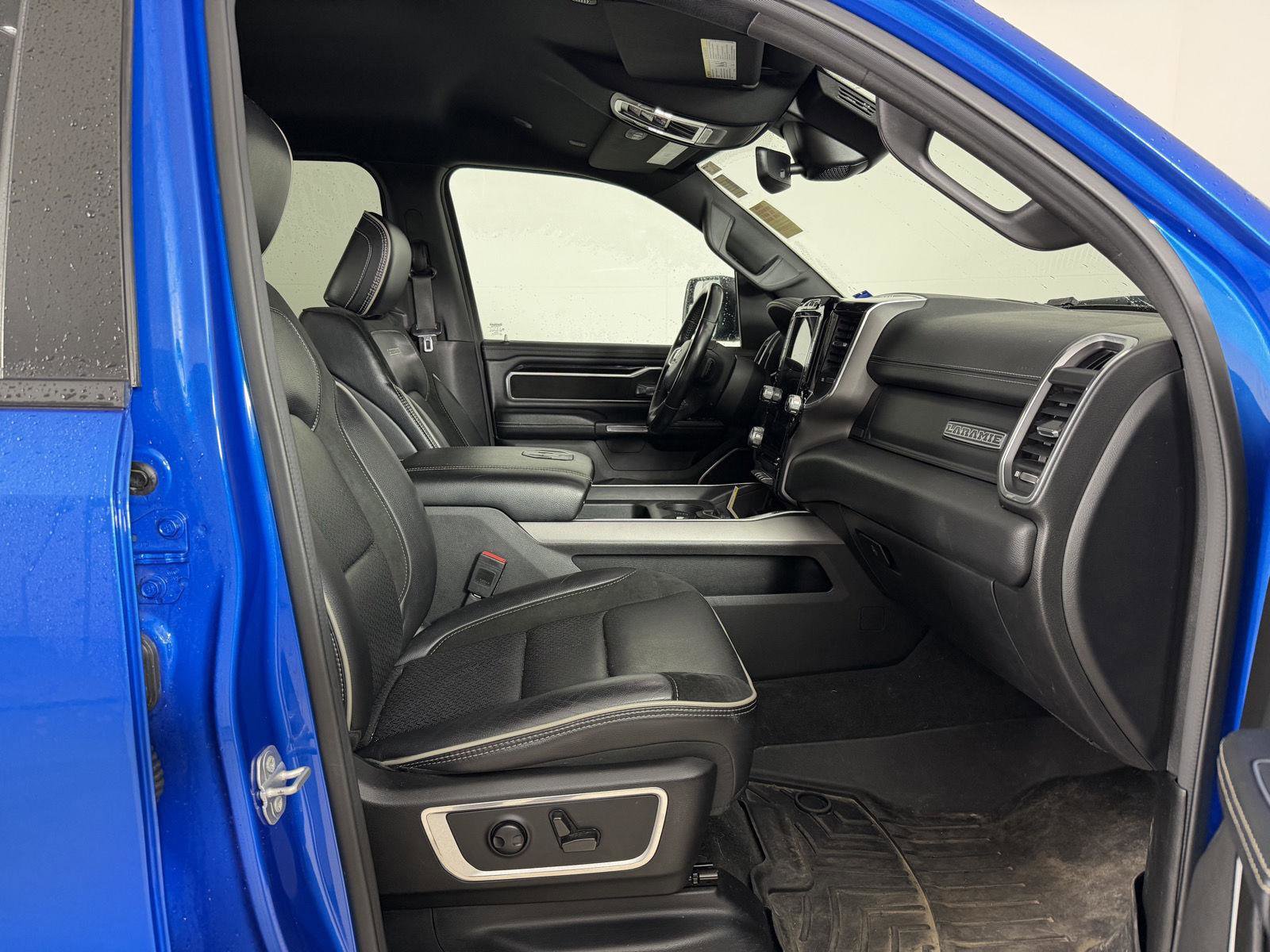 Used 2022 RAM 1500 Laramie image 14