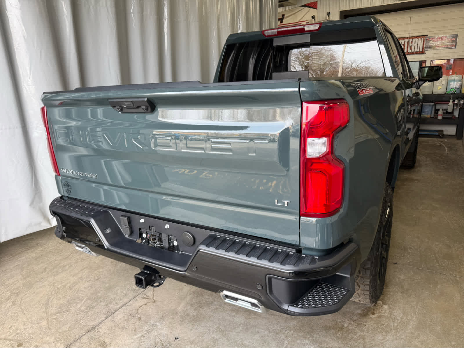 Used 2026 Chevrolet Silverado 1500 LT Trail Boss w/ LT Trail Boss Premium Package image 5