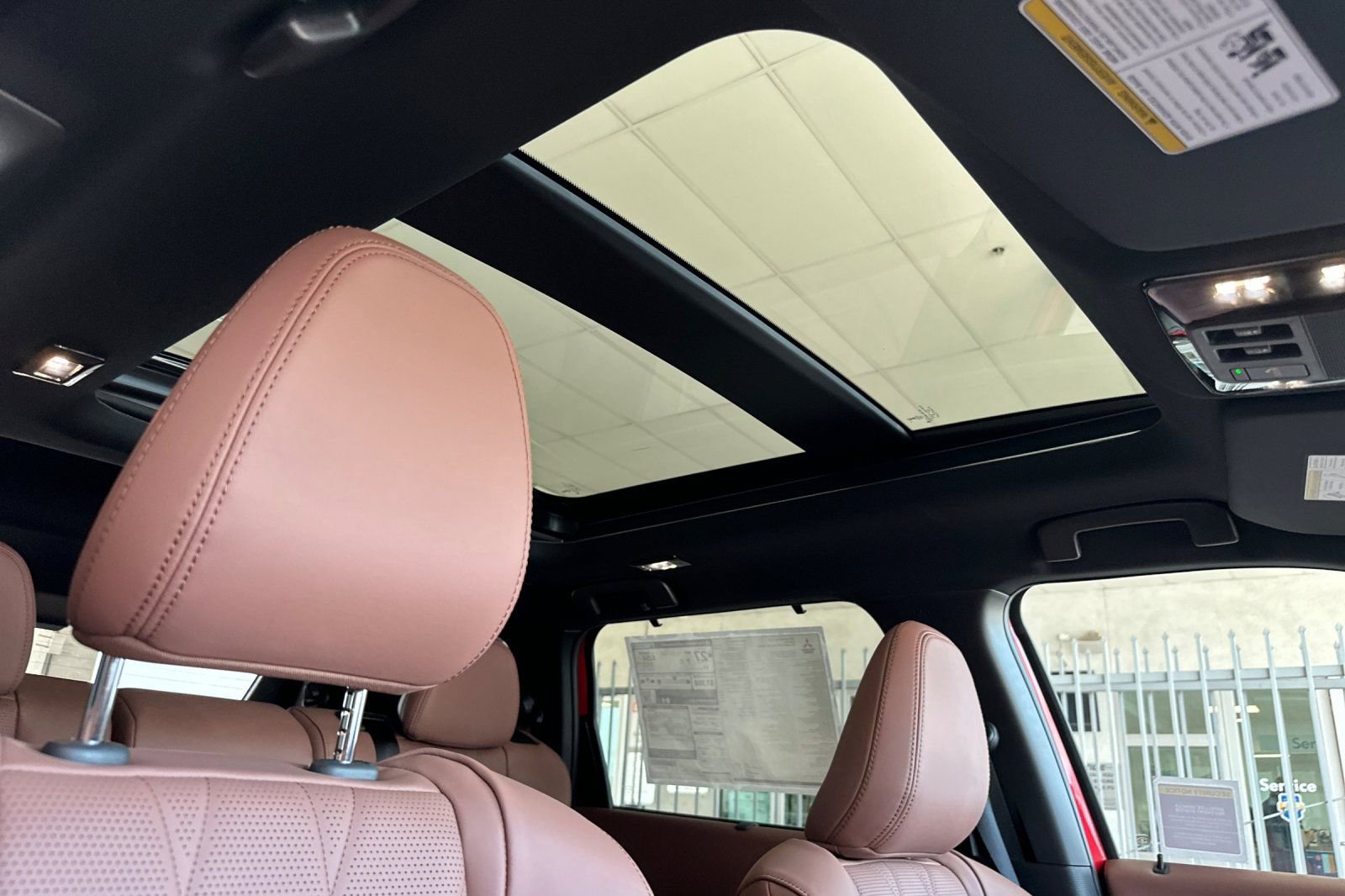 New 2025 Mitsubishi Outlander SEL image 15