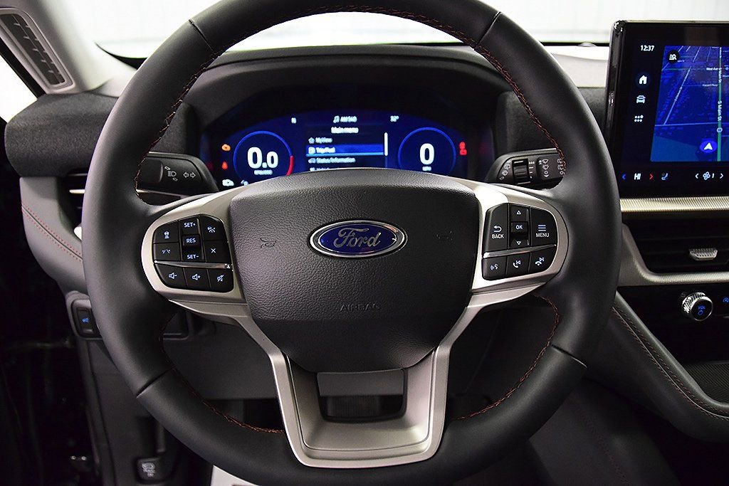 New 2026 Ford Explorer Active w/ Active Comfort Package image 20