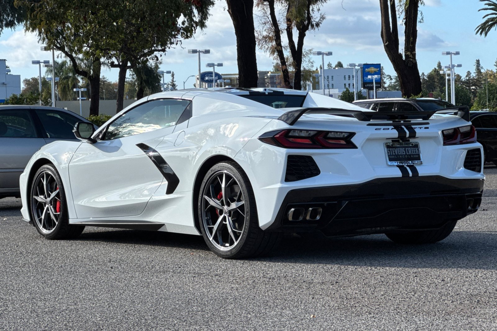 Used 2022 Chevrolet Corvette Stingray Premium Conv w/ Z51 Performance Package image 6