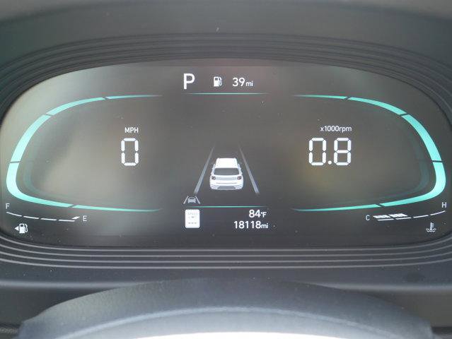 Used 2023 Hyundai Venue Limited image 26