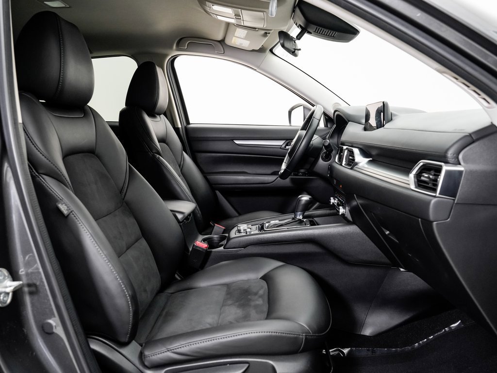 Used 2019 MAZDA CX-5 Touring image 23