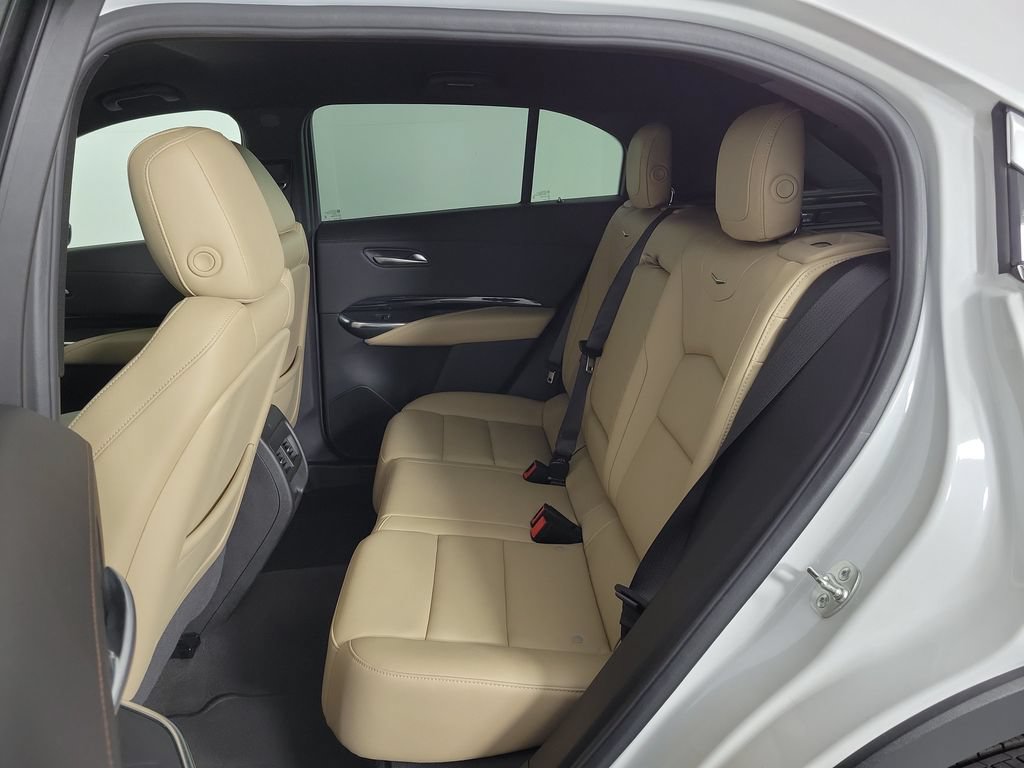 Used 2024 Cadillac XT4 Luxury FWD image 10