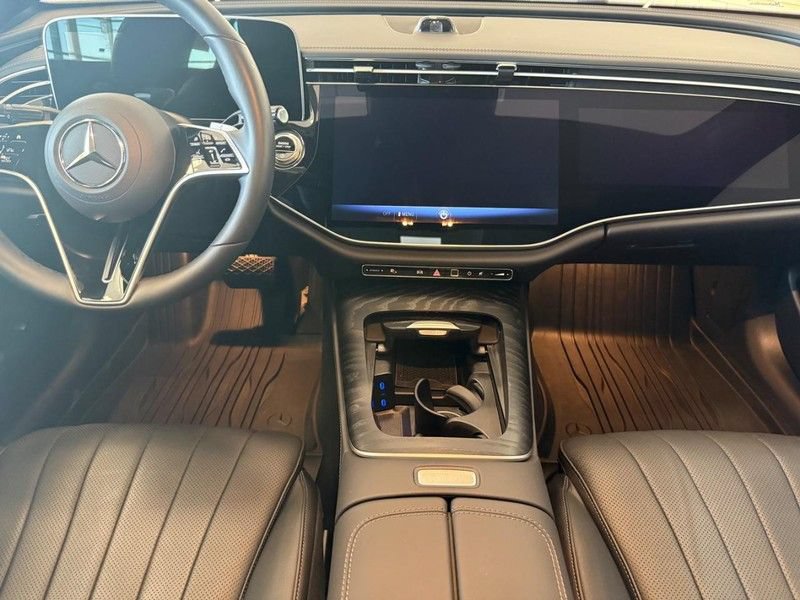 New 2026 Mercedes-Benz E 350 4MATIC Sedan image 10