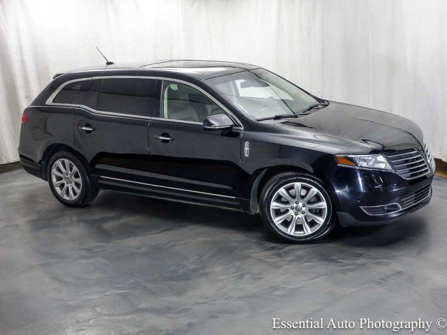 Used 2018 Lincoln MKT AWD w/ Driver Technology Package image 5