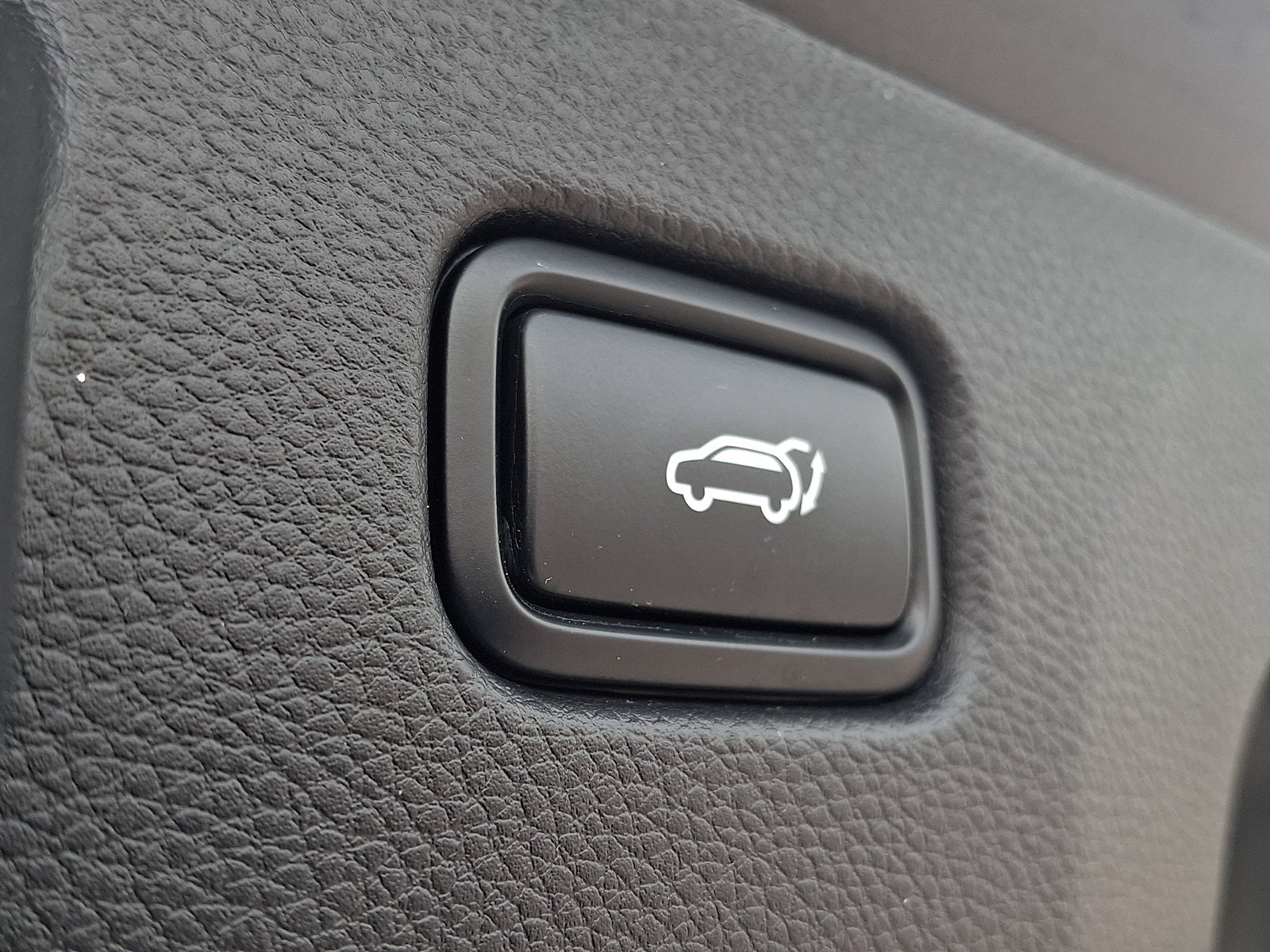 Used 2024 Kia Seltos SX w/ SX Sunroof Package AWD/4WD image 29