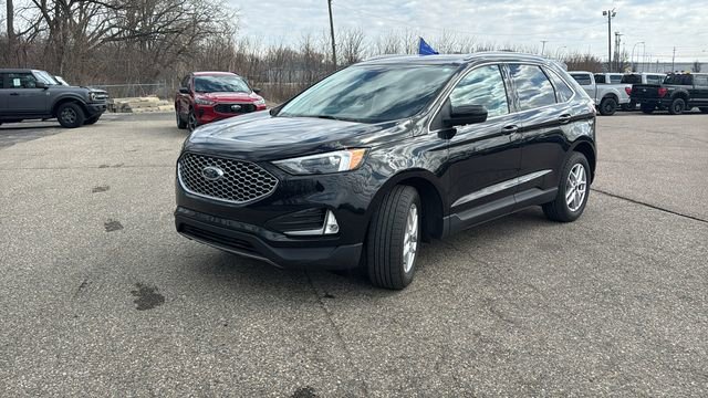 Certified 2023 Ford Edge SEL w/ Convenience Package image 7