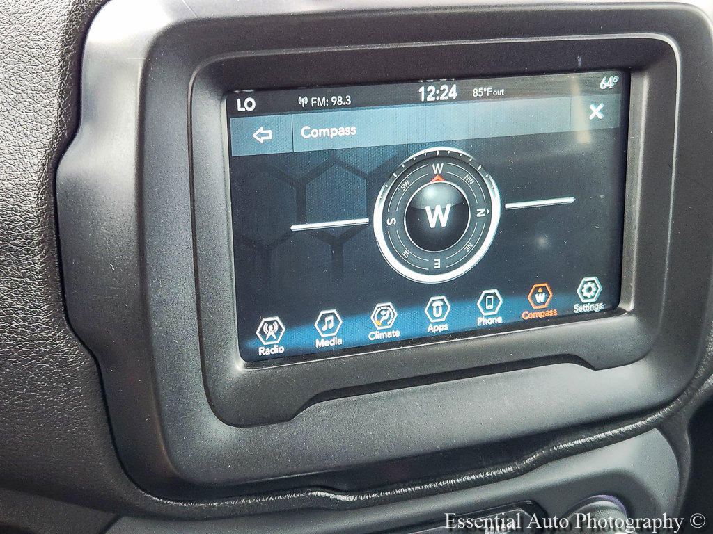 Used 2019 Jeep Renegade Latitude FWD image 11