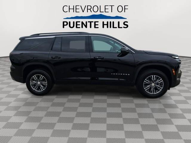 New 2026 Chevrolet Traverse LT w/ LPO, Cargo Package FWD image 9