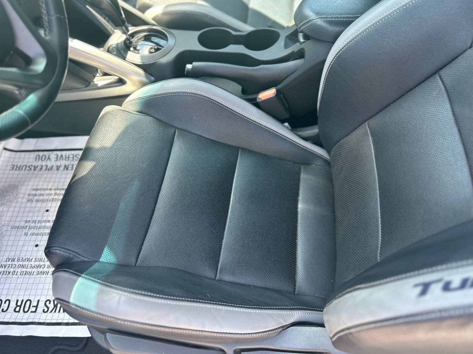Used 2016 Hyundai Veloster Turbo FWD image 21