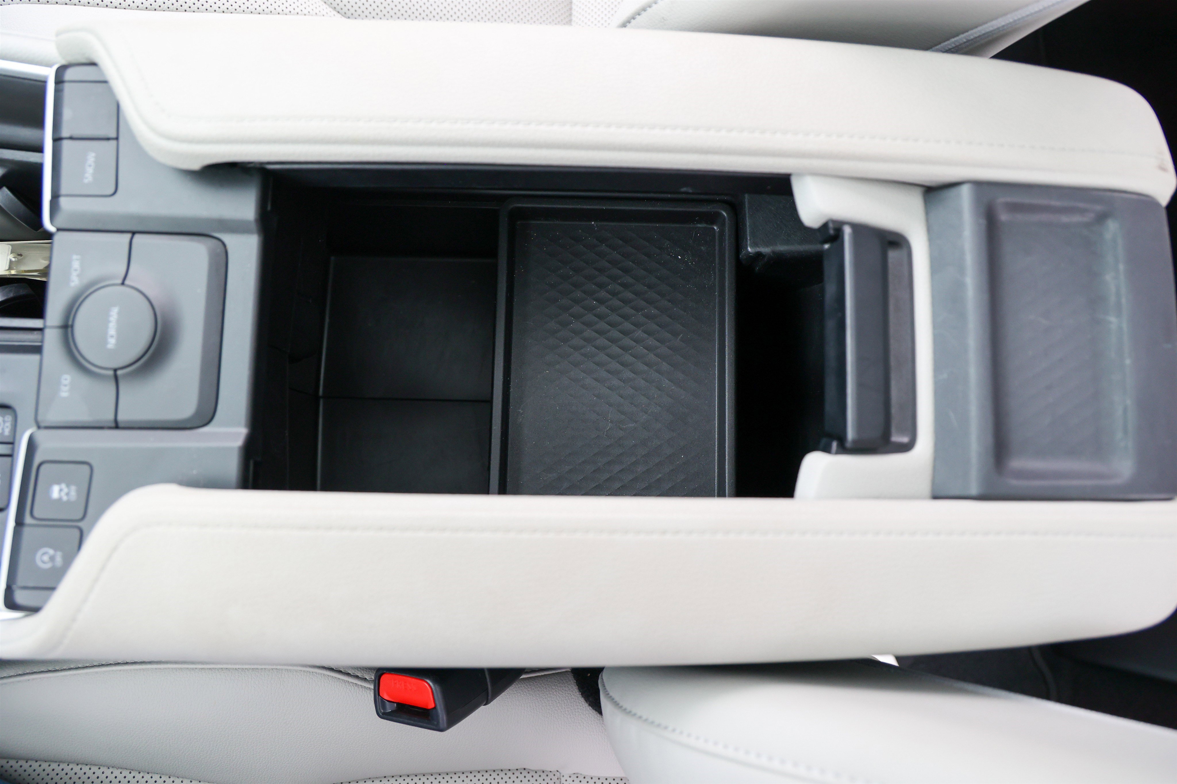 Certified 2025 Toyota Grand Highlander FWD image 29
