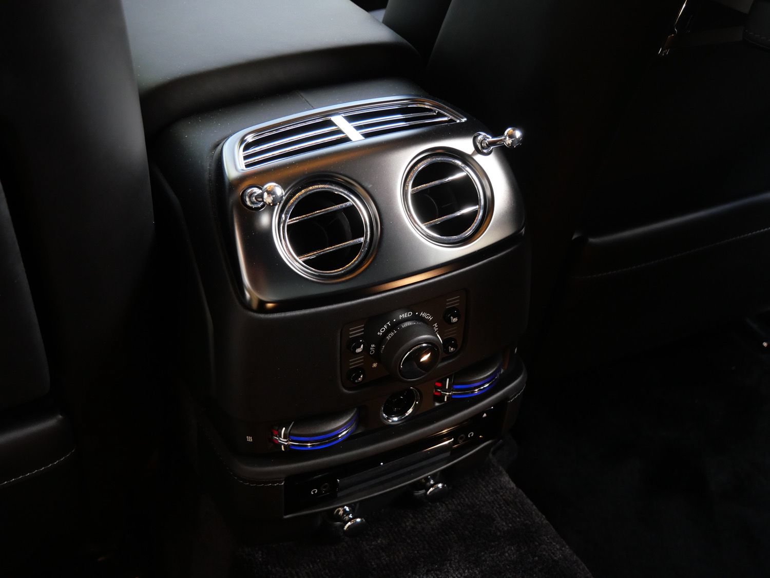 Certified 2019 Rolls-Royce Ghost RWD image 37