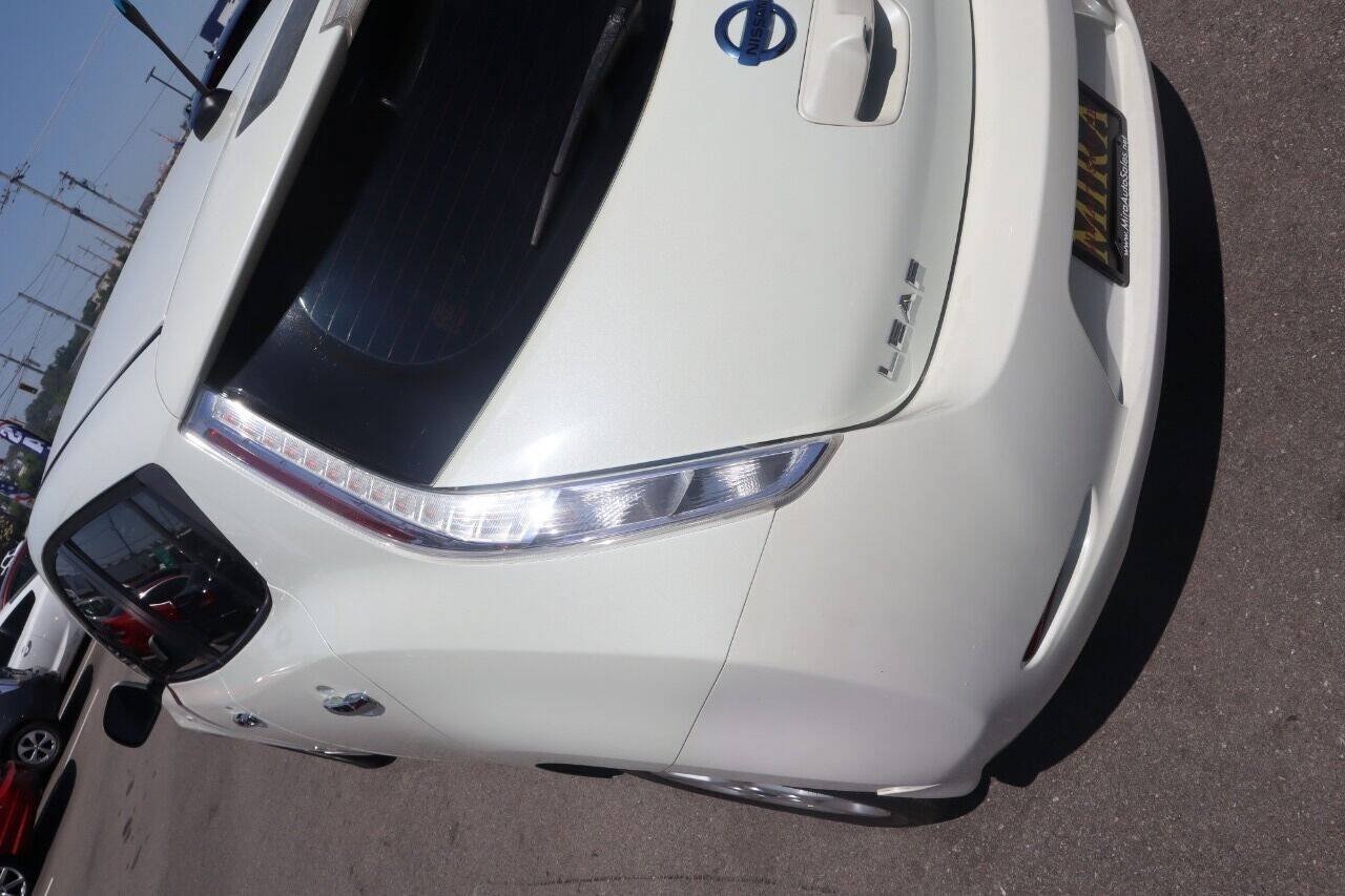 Used 2012 Nissan Leaf SL FWD image 8