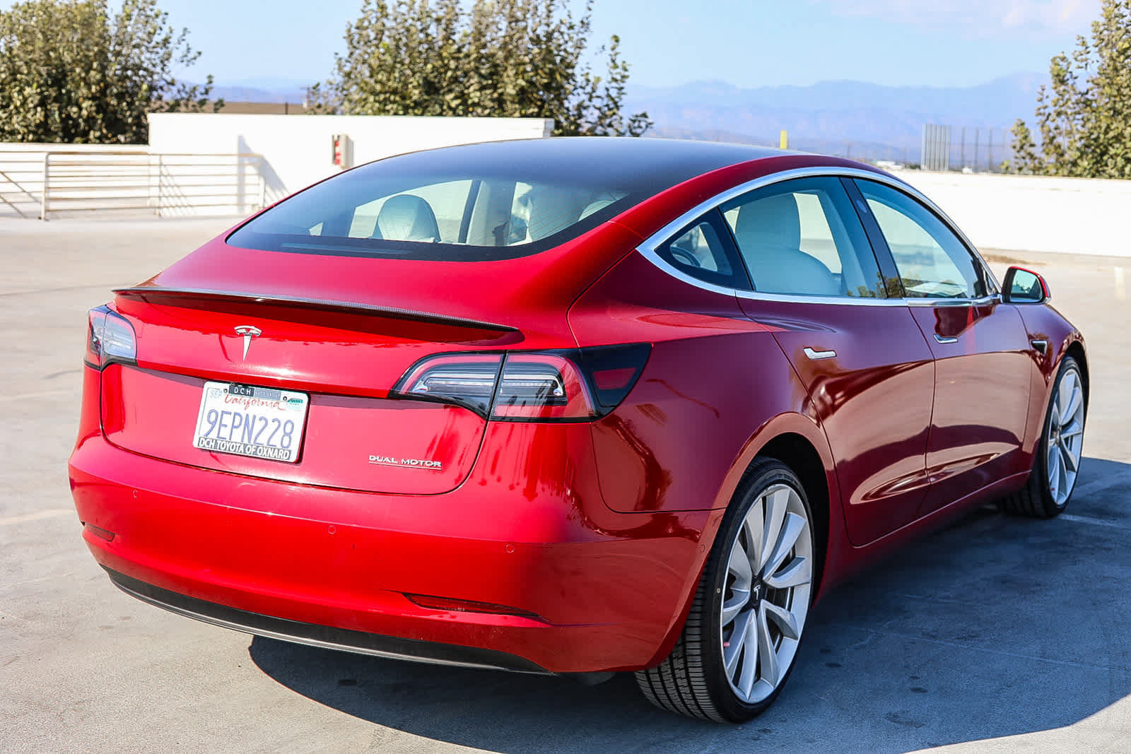 Used 2018 Tesla Model 3 AWD/4WD image 5