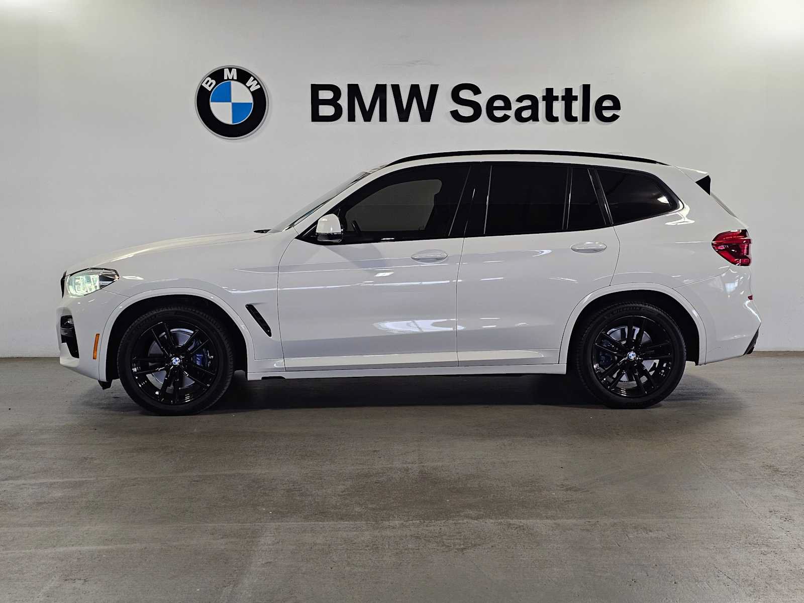 Used 2018 BMW X3 M40i AWD/4WD image 3