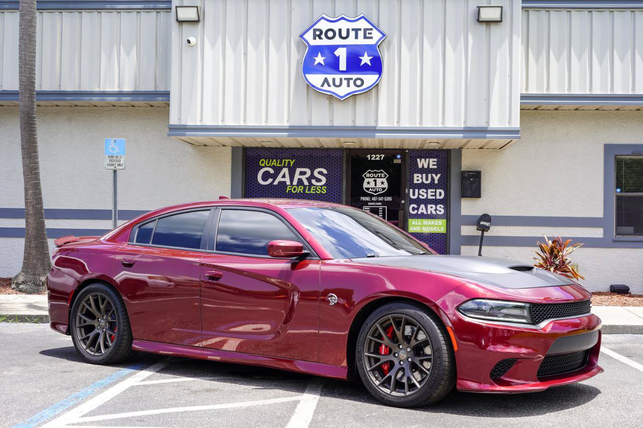 Used 2018 Dodge Charger SRT Hellcat w/ Harman/Kardon Audio Group RWD image 3