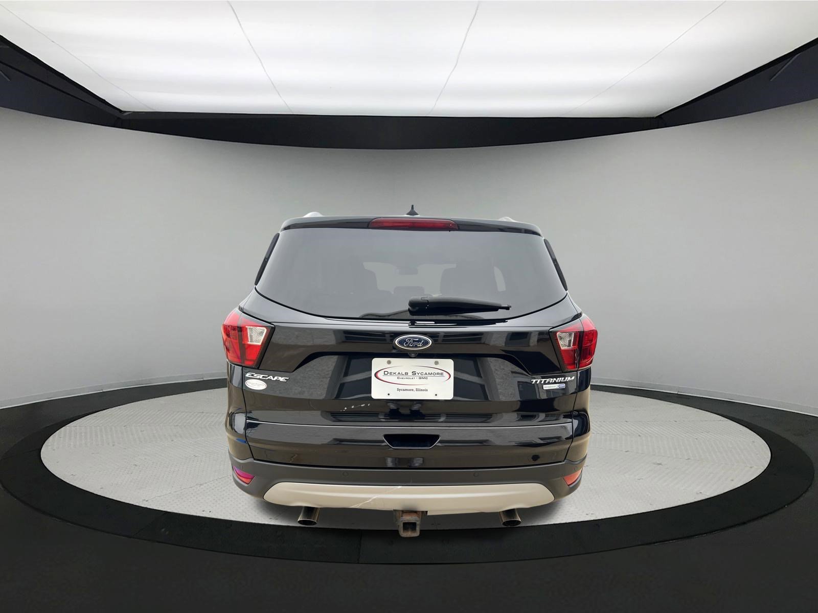 Used 2019 Ford Escape Titanium image 5