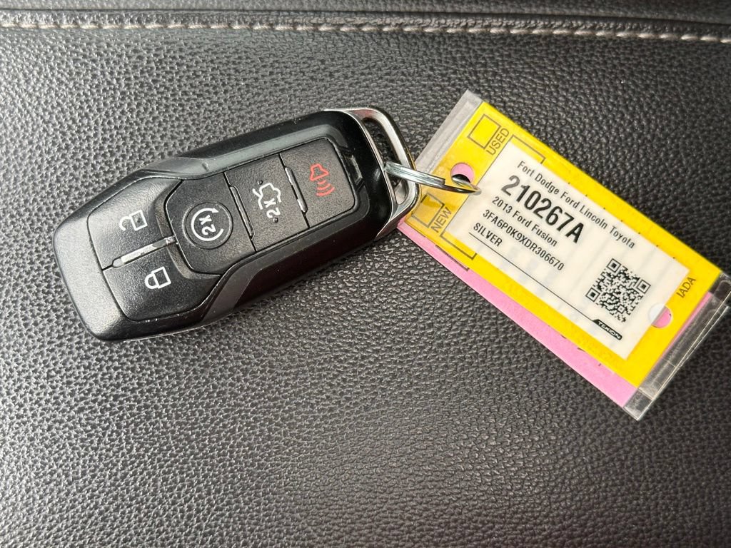 Used 2013 Ford Fusion Titanium FWD image 43