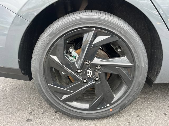 New 2026 Hyundai Elantra SEL Sport Premium FWD image 13
