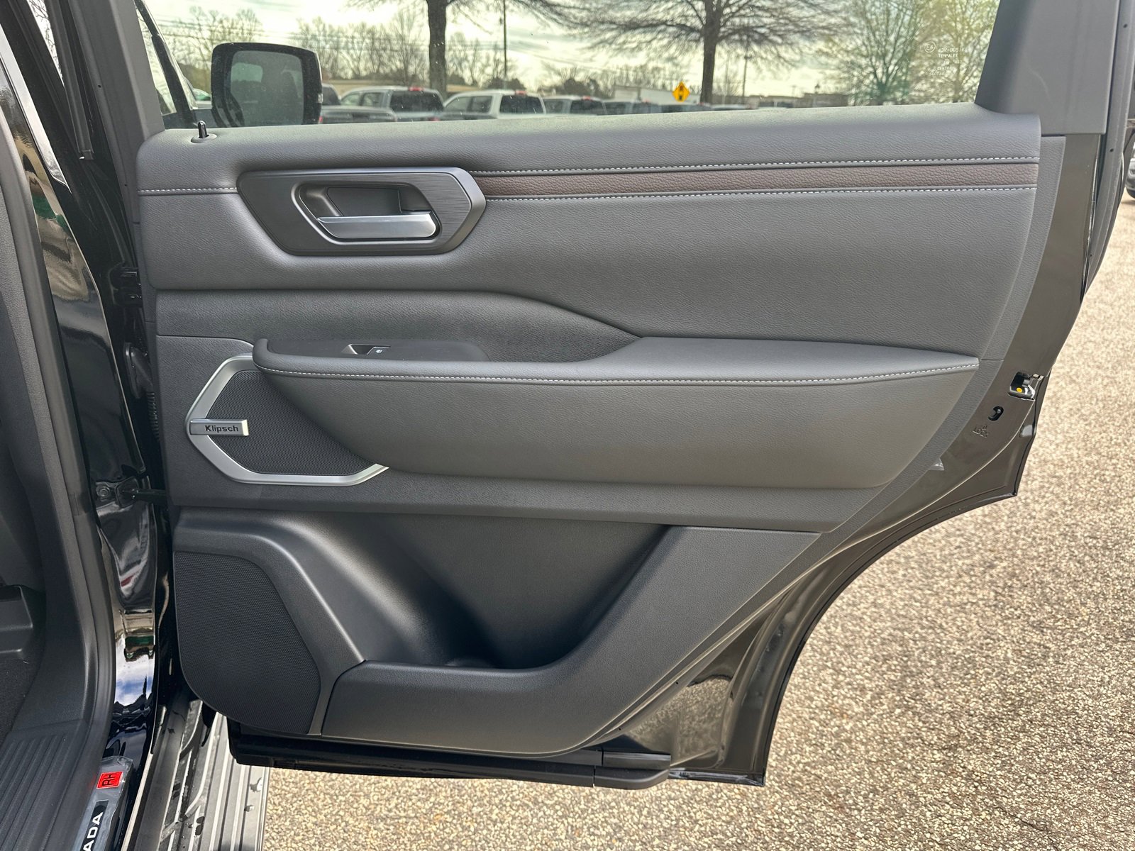 New 2026 Nissan Armada Platinum Reserve image 17