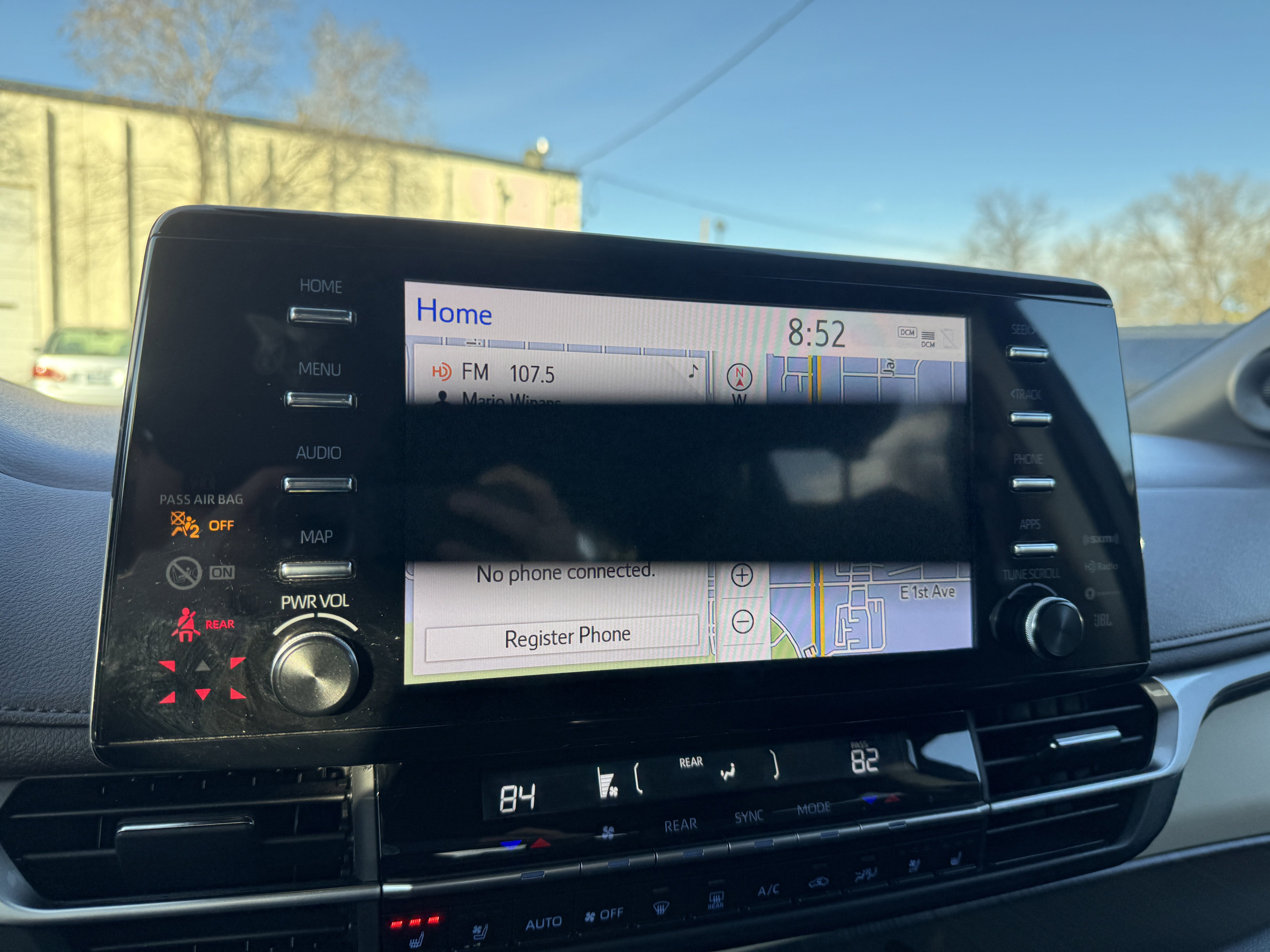 Used 2023 Toyota Sienna Platinum image 28