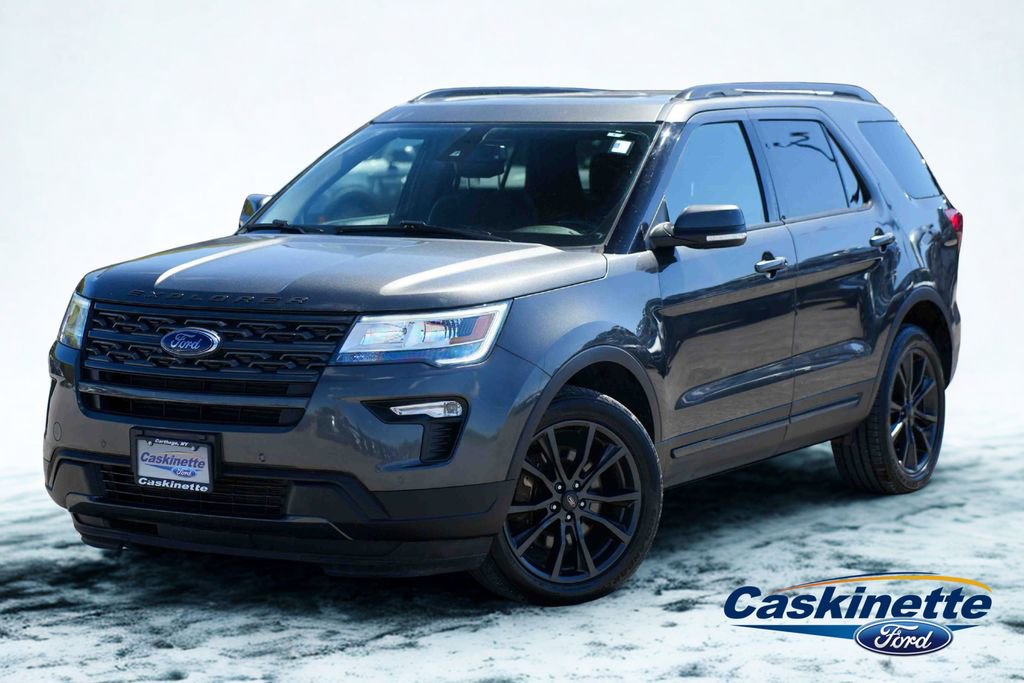 Used 2018 Ford Explorer XLT w/ Equipment Group 202A AWD/4WD image 1