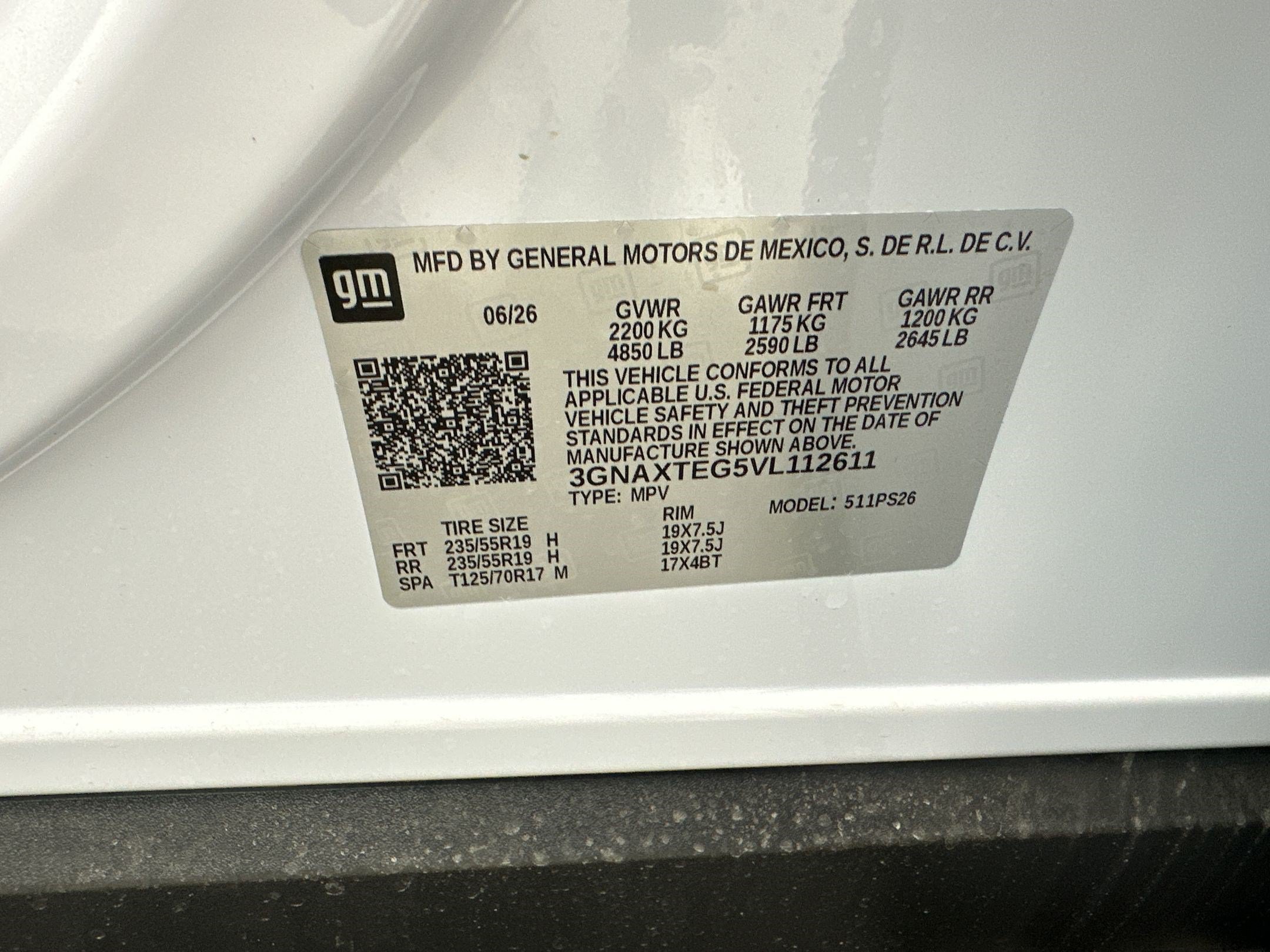 New 2027 Chevrolet Equinox RS w/ LPO, Floor Liner Package AWD/4WD image 25