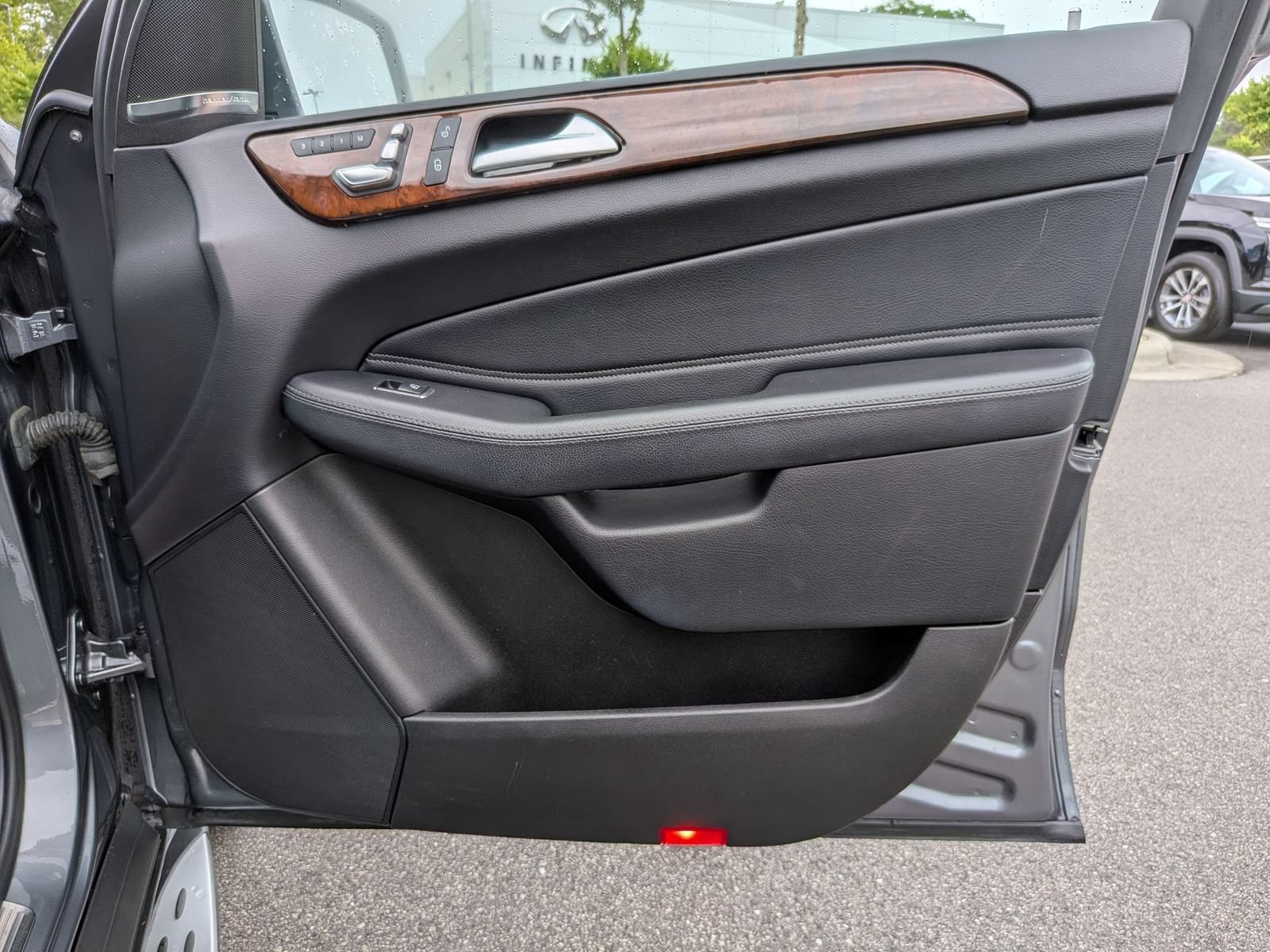 Used 2019 Mercedes-Benz GLS 450 4MATIC w/ Premium 1 Package image 37