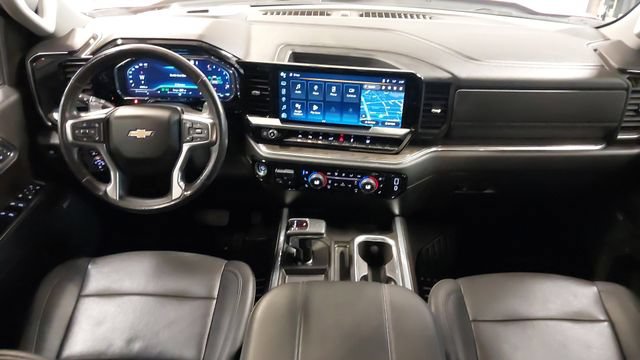 Used 2023 Chevrolet Silverado 1500 LTZ AWD/4WD image 32