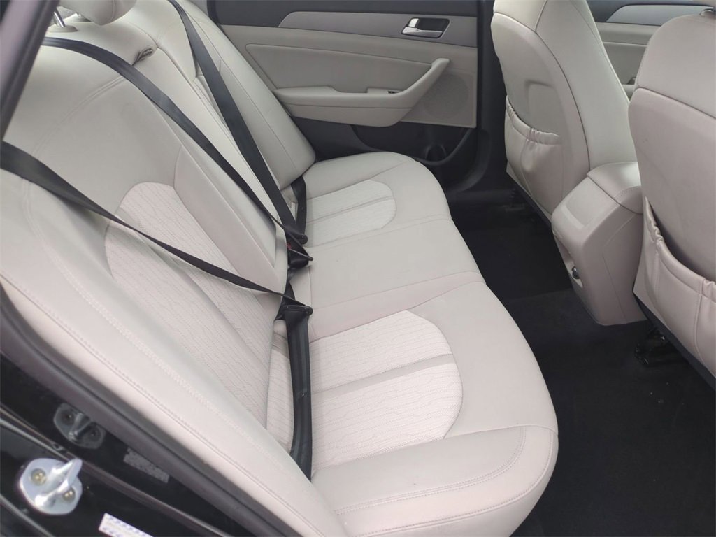 Used 2016 Hyundai Sonata SE image 29